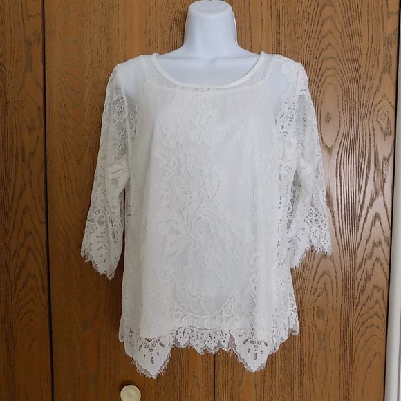Adiva Tops - ADIVA White lace top size L NWOT